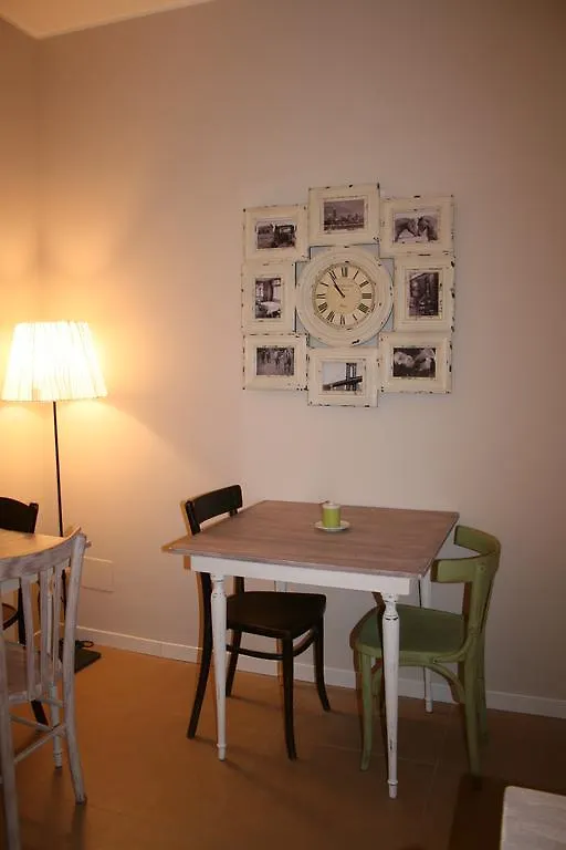 Guest house Tiffany Rooms Milan Italy